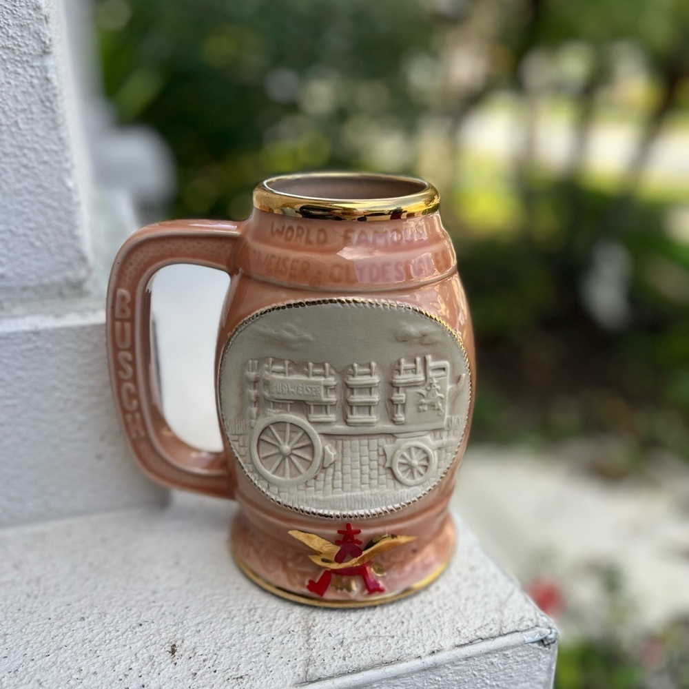 BUDWEISER 1992 CLYDESDALE WAGON PINK BEER MUG / STEIN BY JIM BEAM